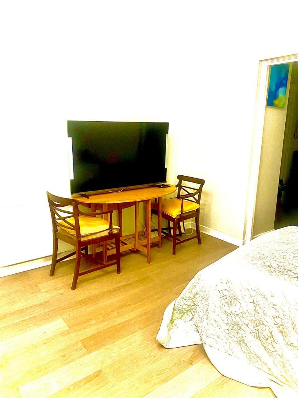 Chic Studio In Leicester Sqaure! Londres Extérieur photo